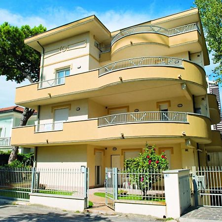 Residenza Raggio Lejlighed Riccione Eksteriør billede