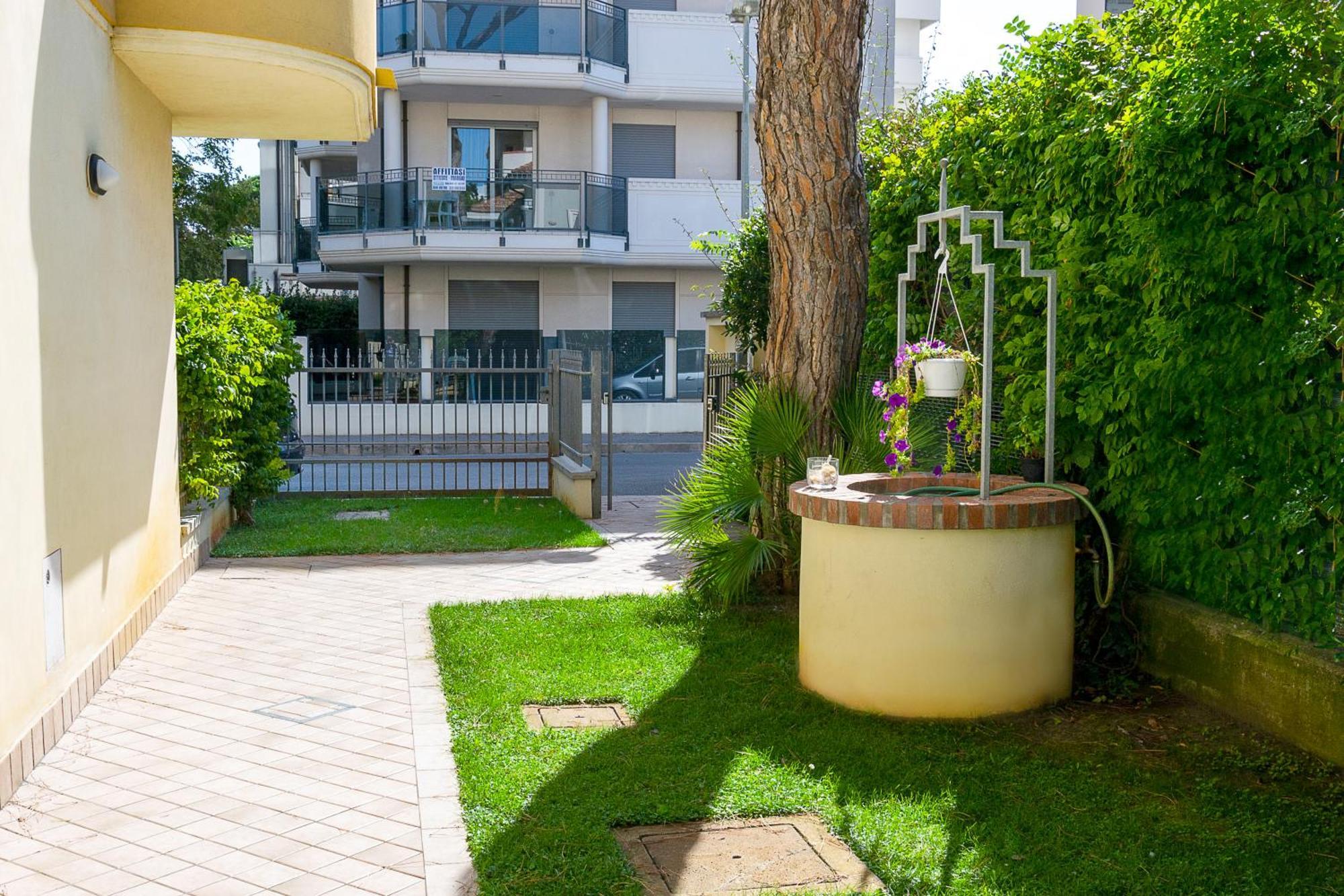 Residenza Raggio Lejlighed Riccione Eksteriør billede